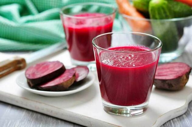 Beetroot smoothie for weight loss dieting lunch